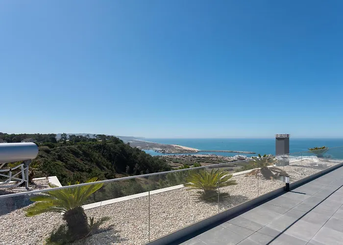 Sunset Horizon - By Sch