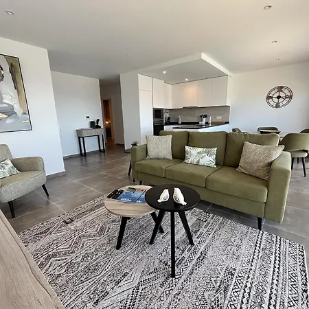 Sunset Horizon - By Sch