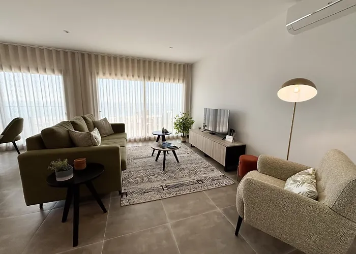 Sunset Horizon - By Sch Lejlighed *