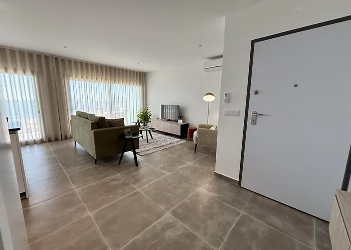 Sunset Horizon - By Sch Lejlighed Nazaré